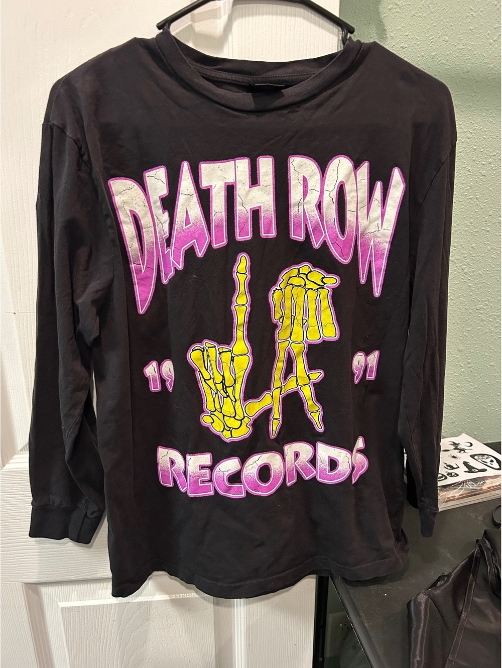 Vintage death, row, records, crooks and castle size small shirt